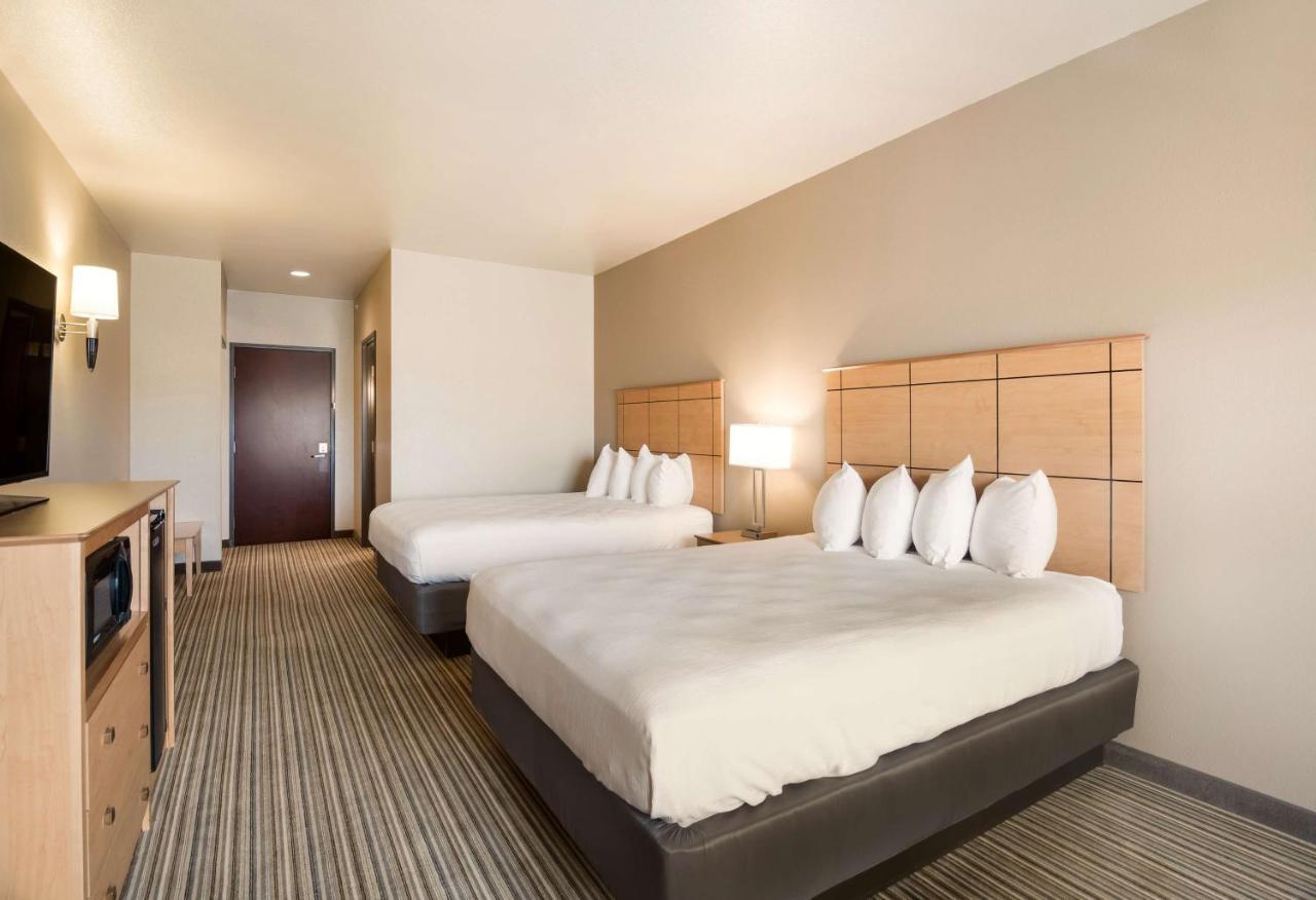 Best Western Shelby Inn & Suites מראה חיצוני תמונה
