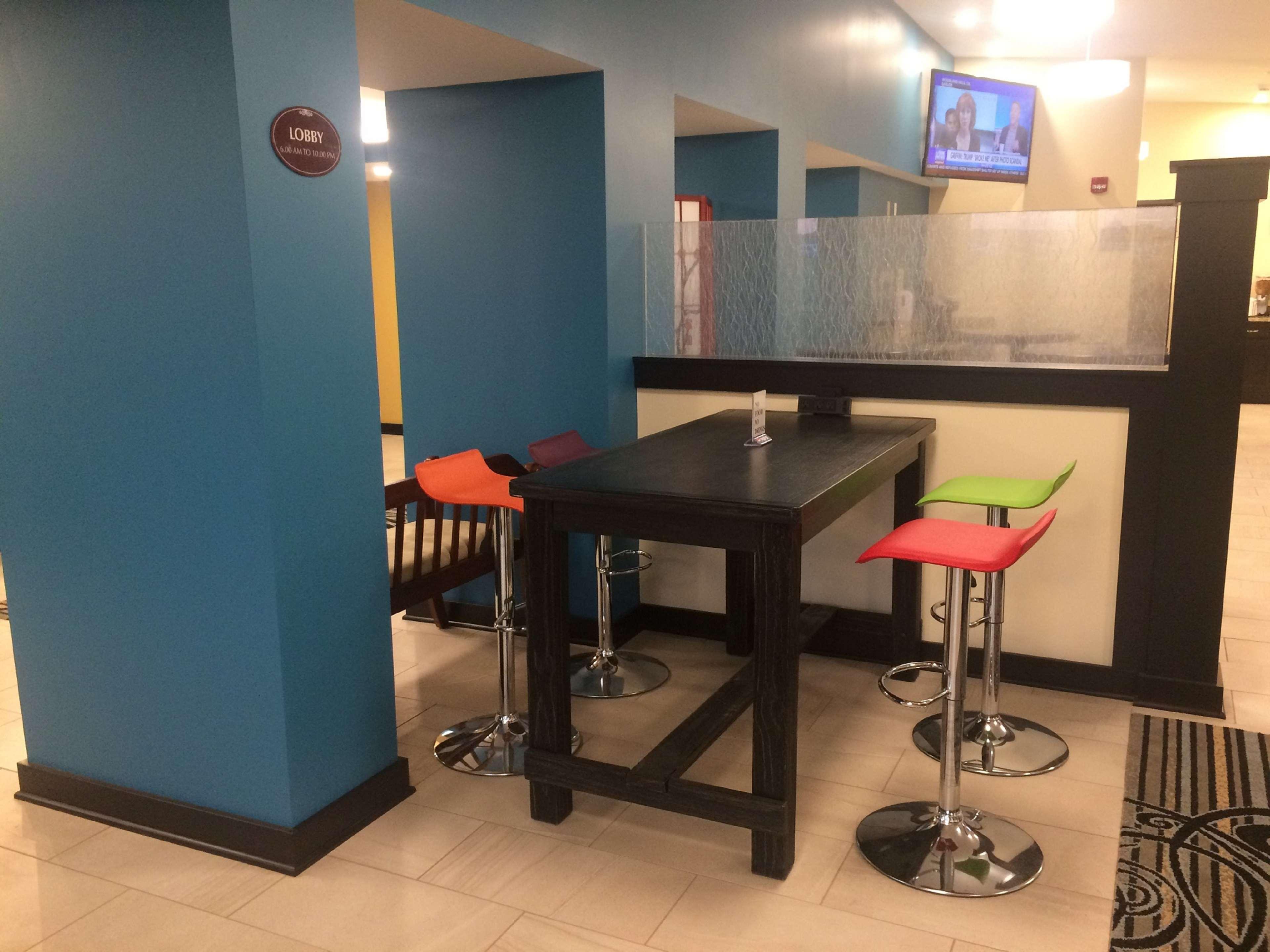 Best Western Shelby Inn & Suites מראה חיצוני תמונה